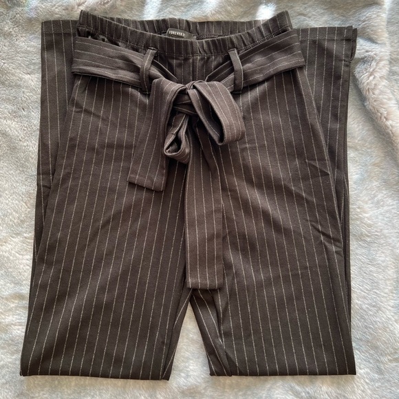 Forever 21 Tie Waist Pants - Picture 3 of 7